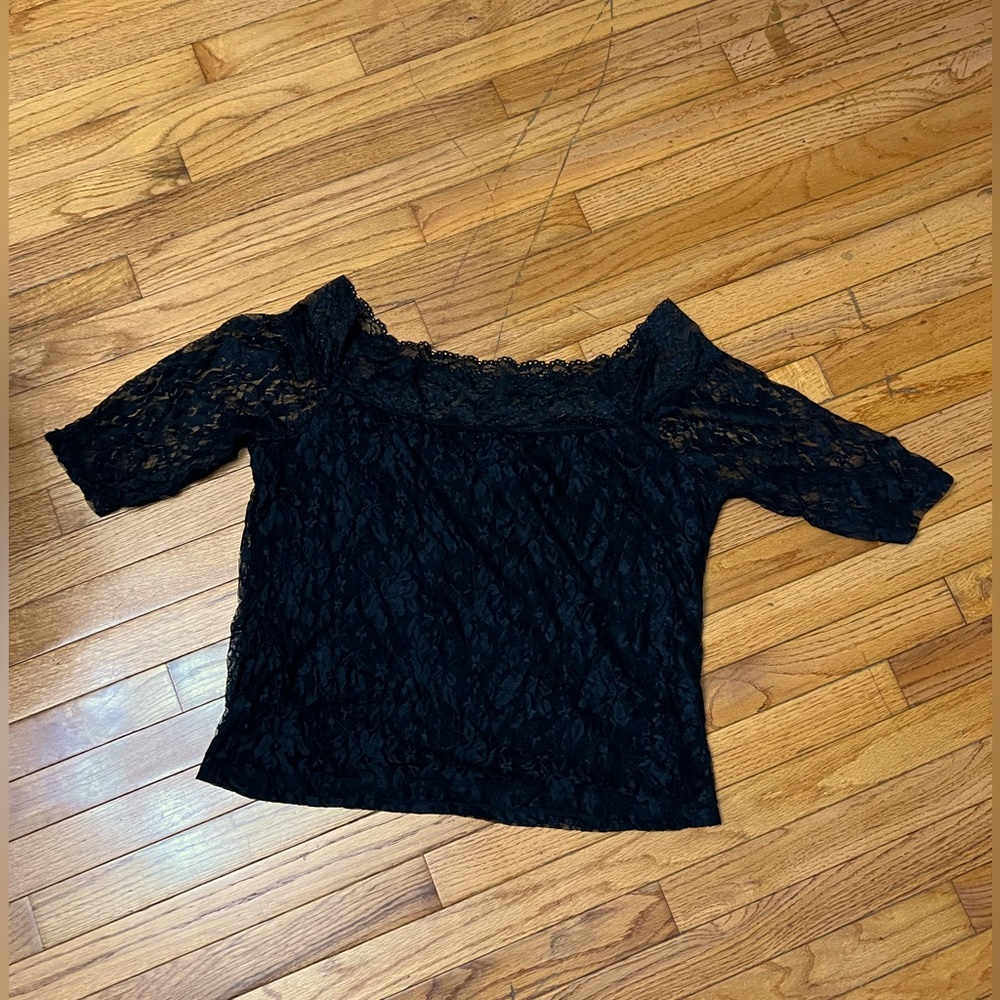 Kiss Milk black lace top Sz 18
